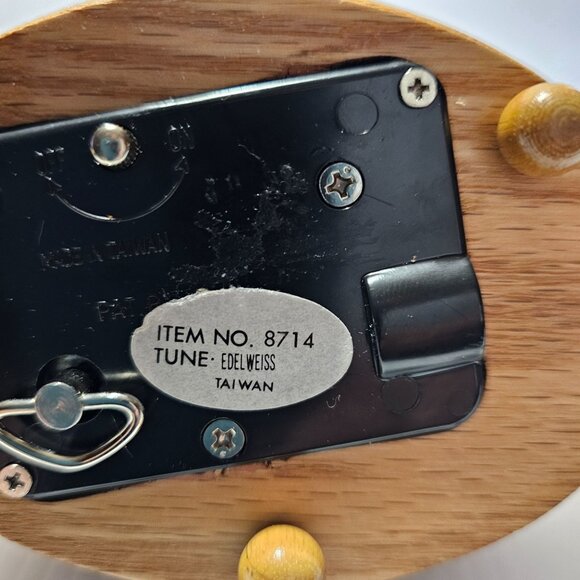 Willitts Musical Carousel Horse with Wood Base Plays Edelweiss # 8714 - Picture 15 of 16